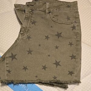 Star Print Olive Green Denim Shorts